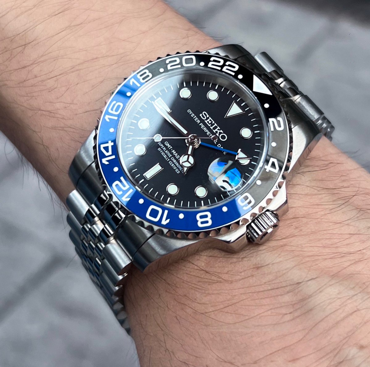 Seiko Mod GMT Master II "Batman" - 2