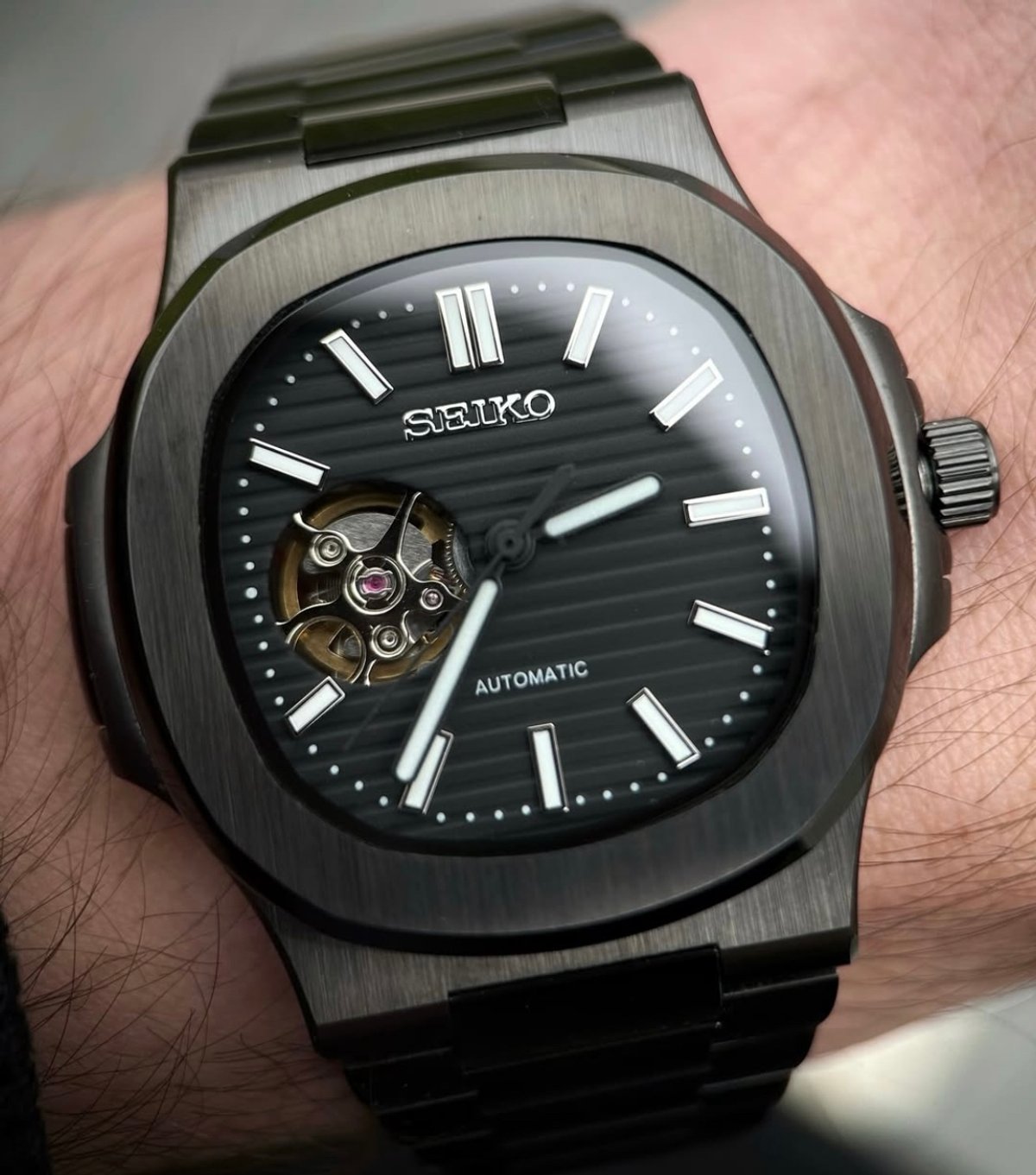 Seiko Mod Nautilus "Black Openheart" - 2