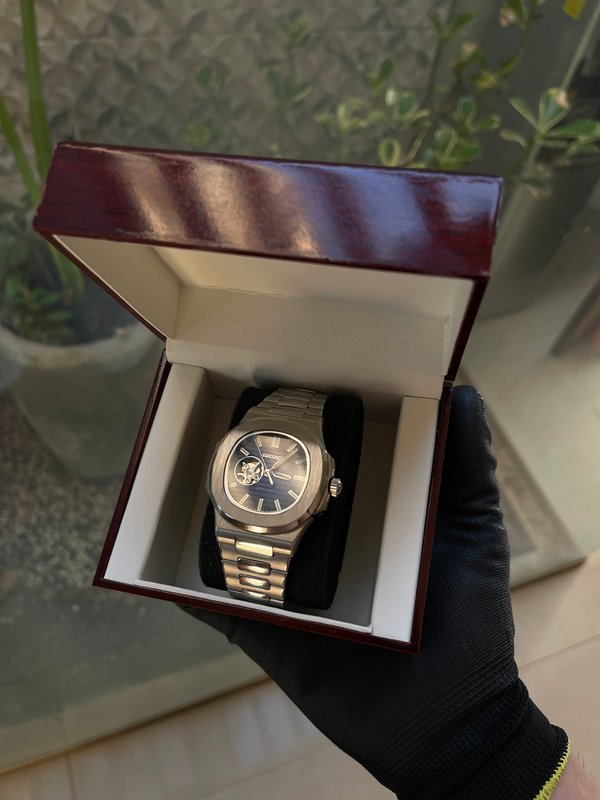 Seiko Mod Nautilus "Navy Openheart"