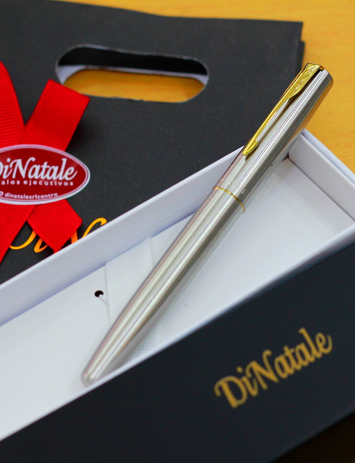 Bolígrafo Parker Frontier - Edición Acero/dorado