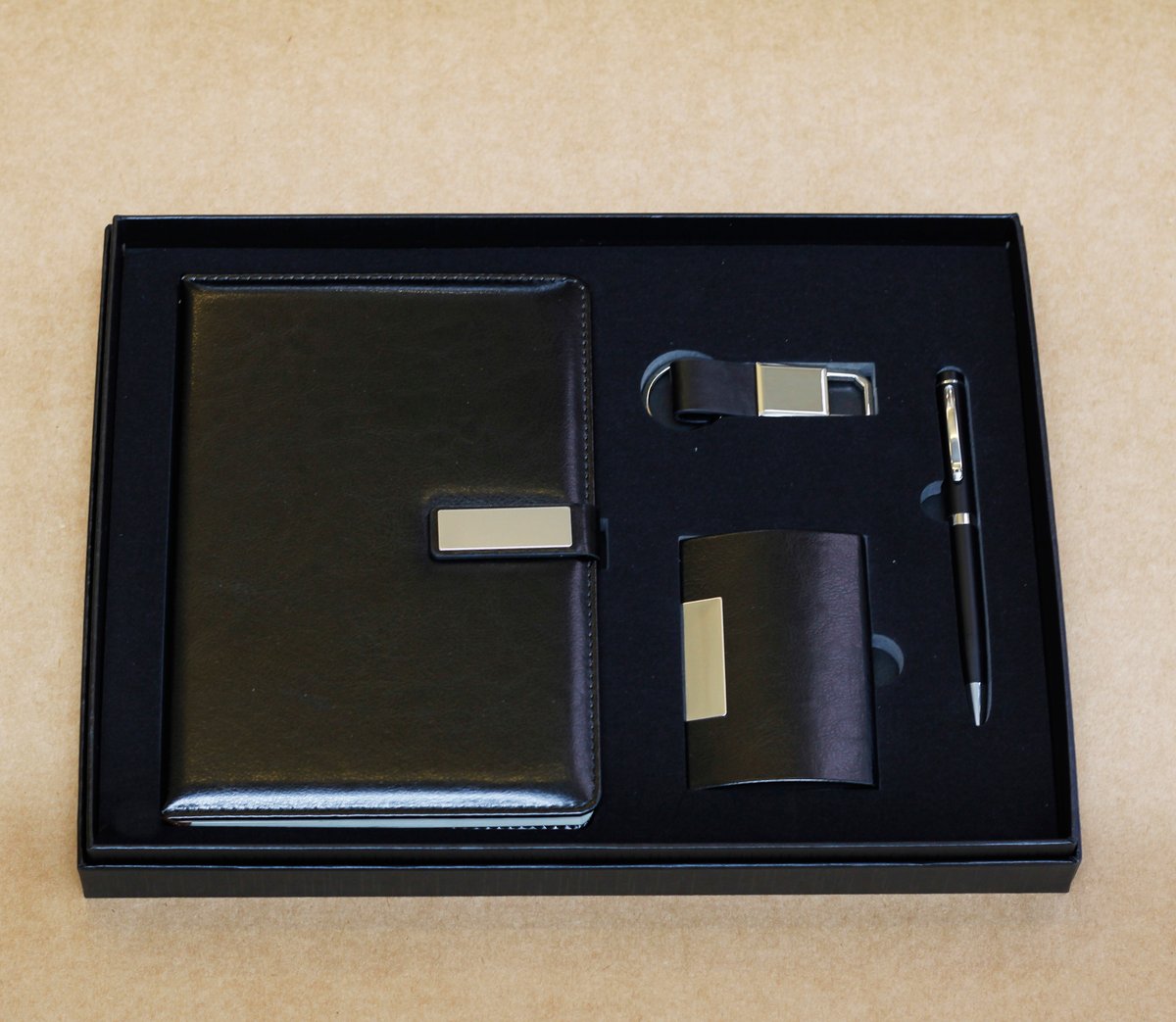 SET INFINITI Corporativo - Negro - 3