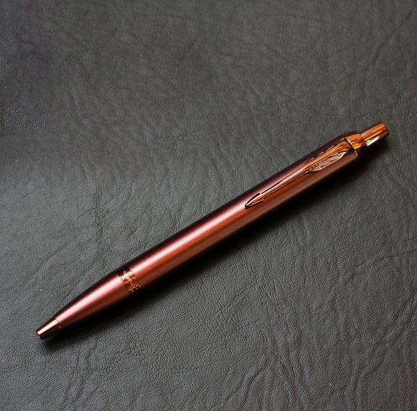 Parker Im Monocromático 