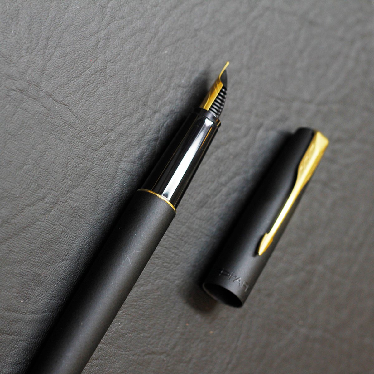 PARKER Pluma Estilográfica - 2