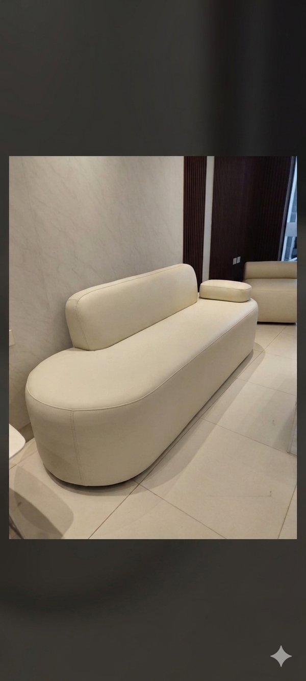SOFA CECILIA  220 CM COLOR MARFIL LINO