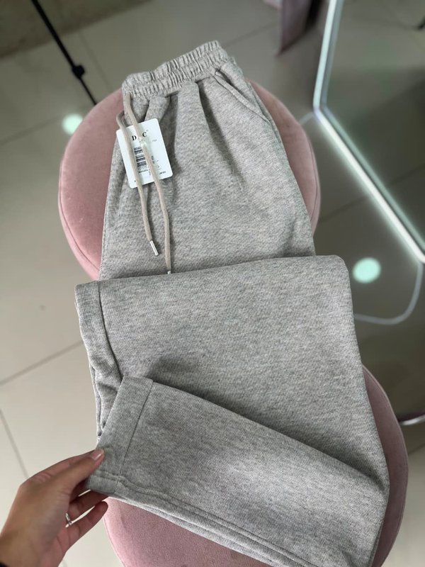 Pantalón frizado