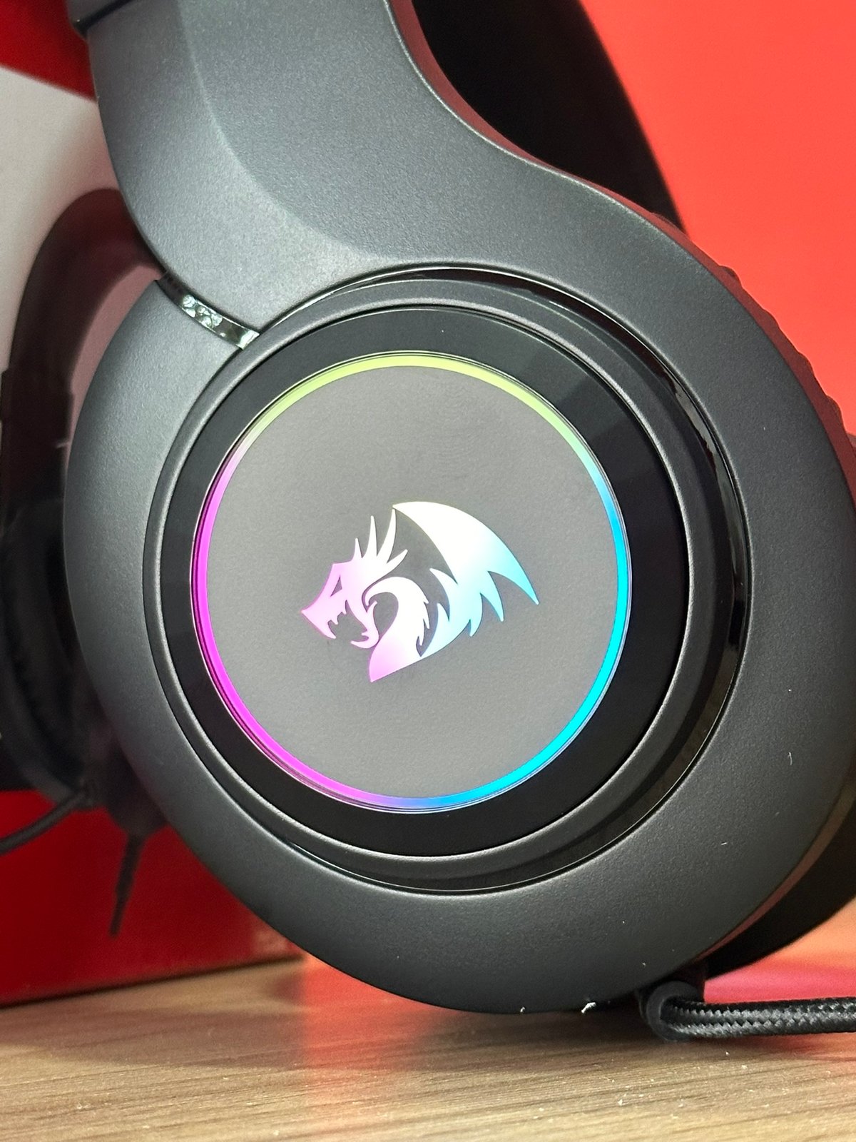 Auricular Gamer Redragon Hylas RGB (caja dañada) - 2