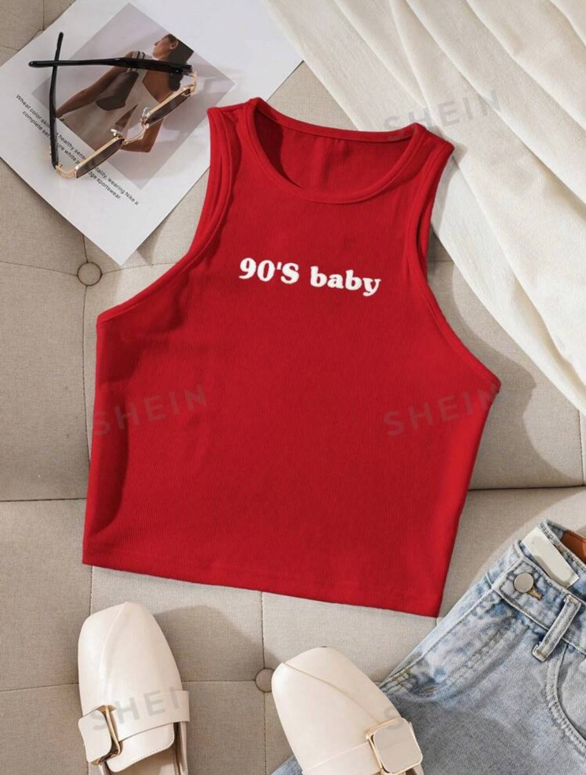 Crop 90`s baby