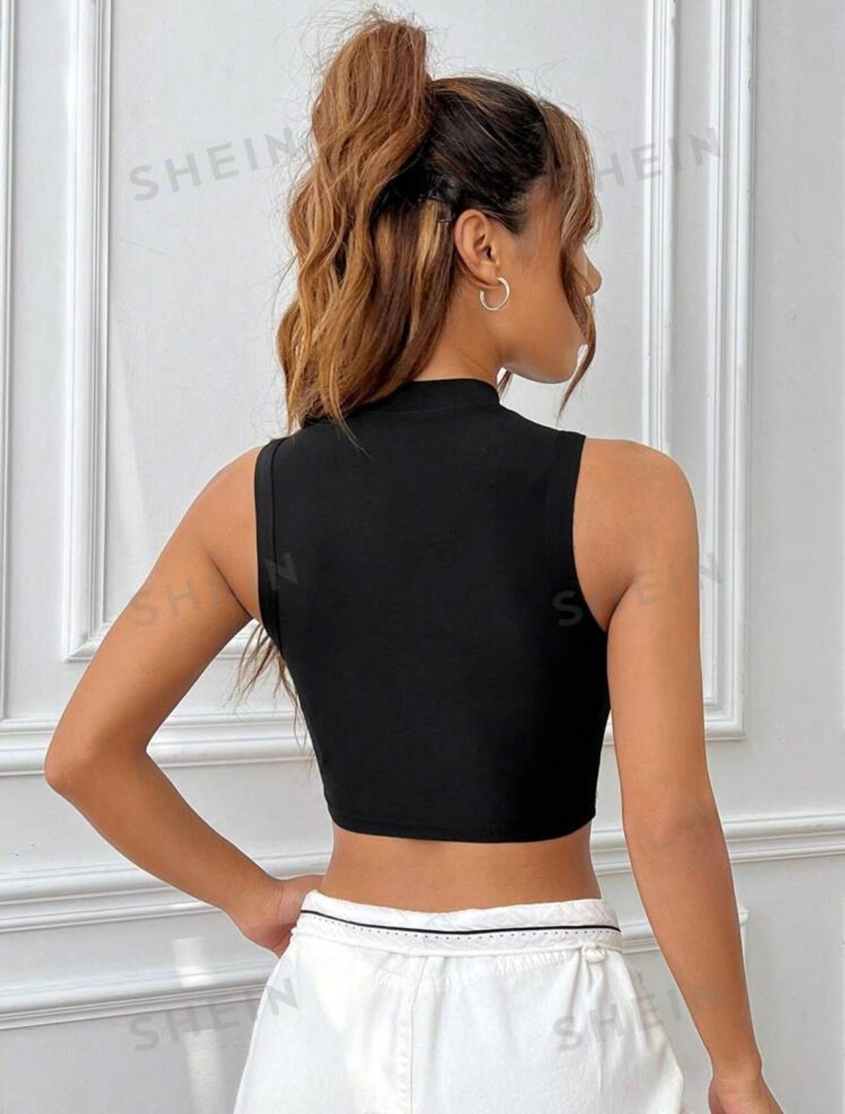 Crop blanco y negro - 2