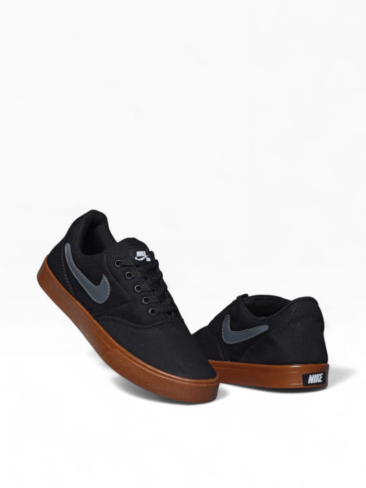 SB Check Solar – Estilo Casual y Comodidad Diaria - 3