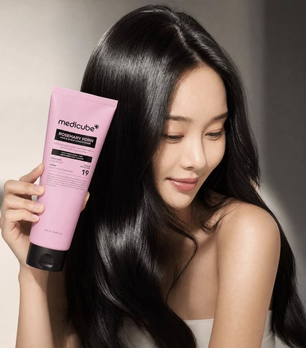 MEDICUBE ROSEMARY PDRN HAIR SCALP CONDITIONER 250ML