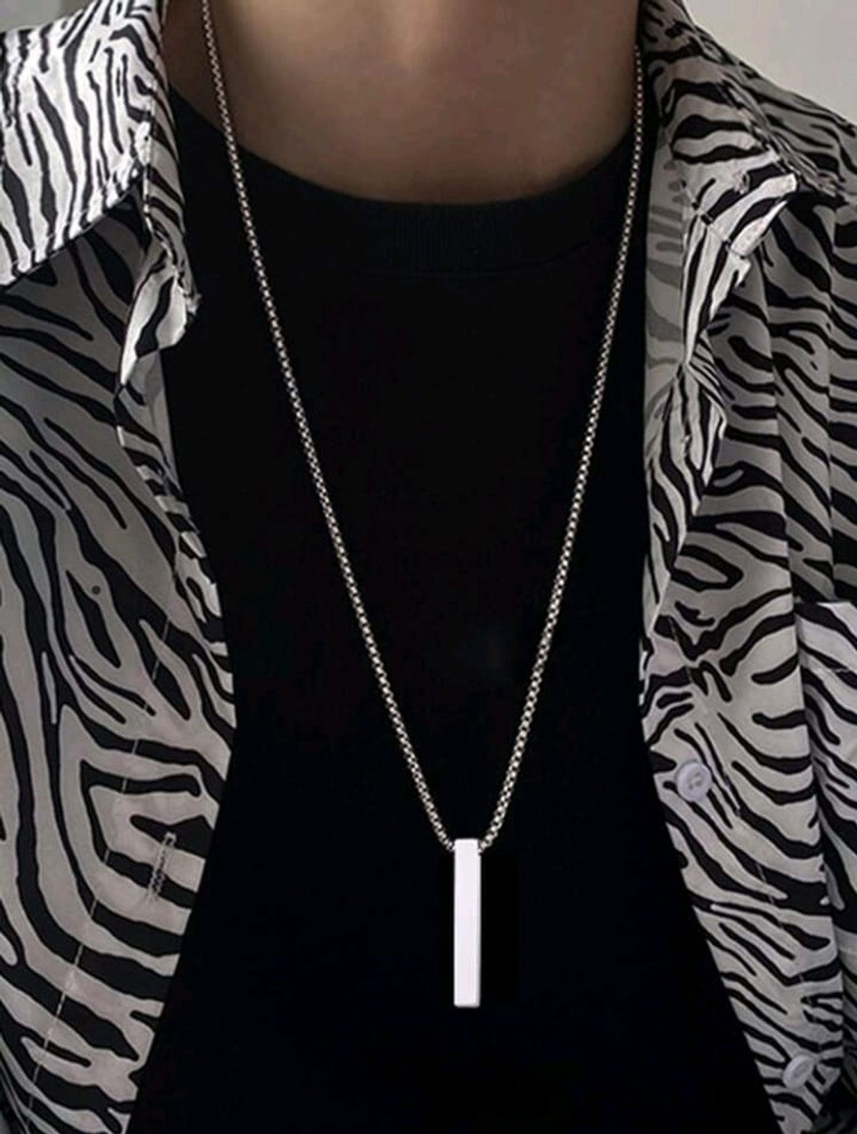 Collar con colgante de barra - 3