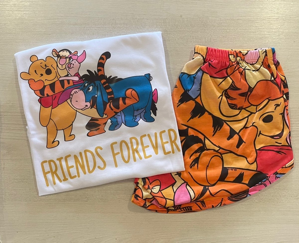 Conjunto corto- WINNIE AND FRIENDS - 3