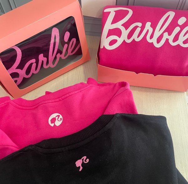 BARBIE🎀 - Sweater