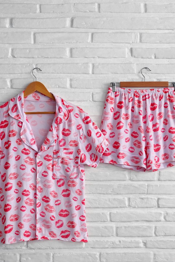 Conjunto camisero-KISSES 💋