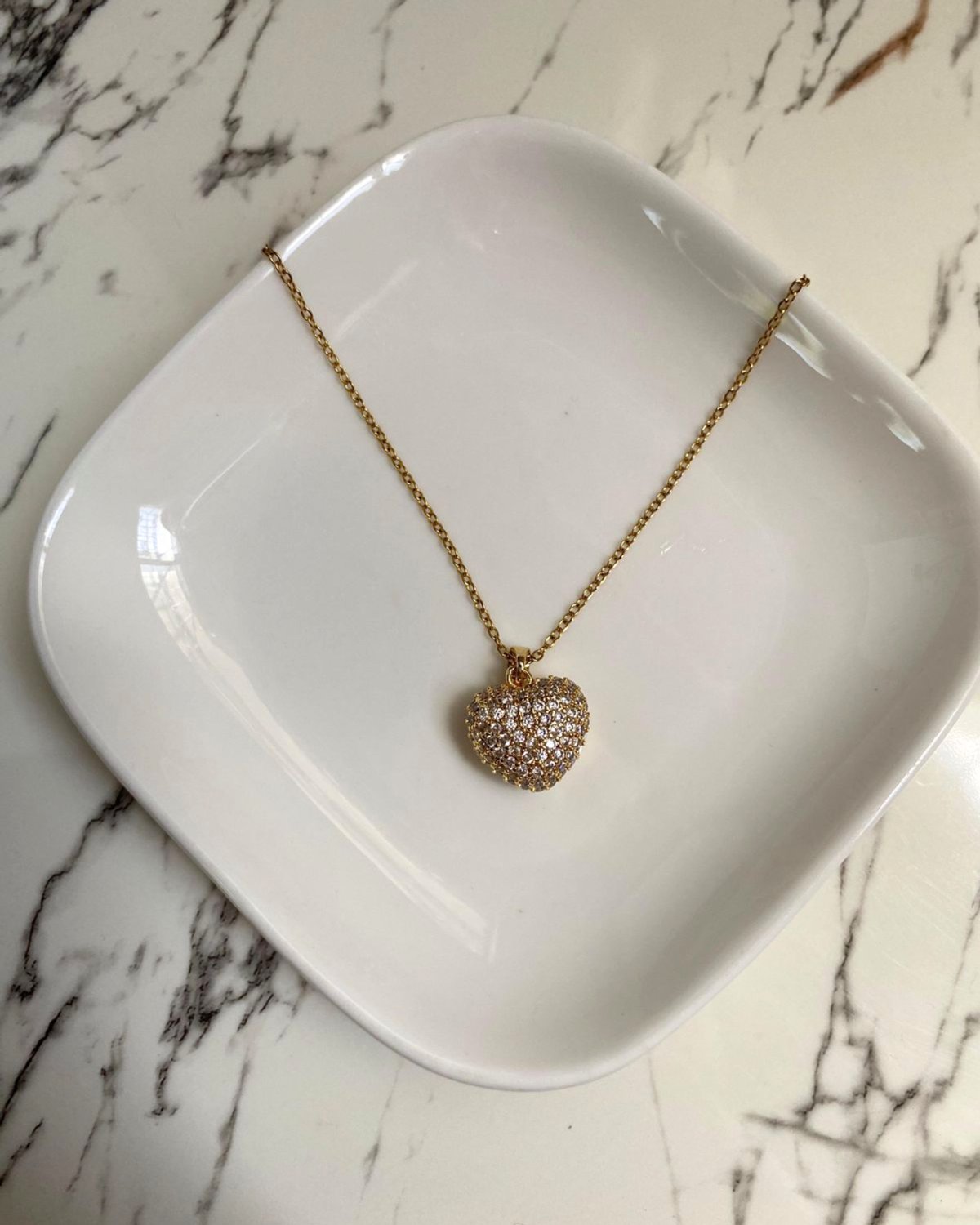 Collar corazón brilloso