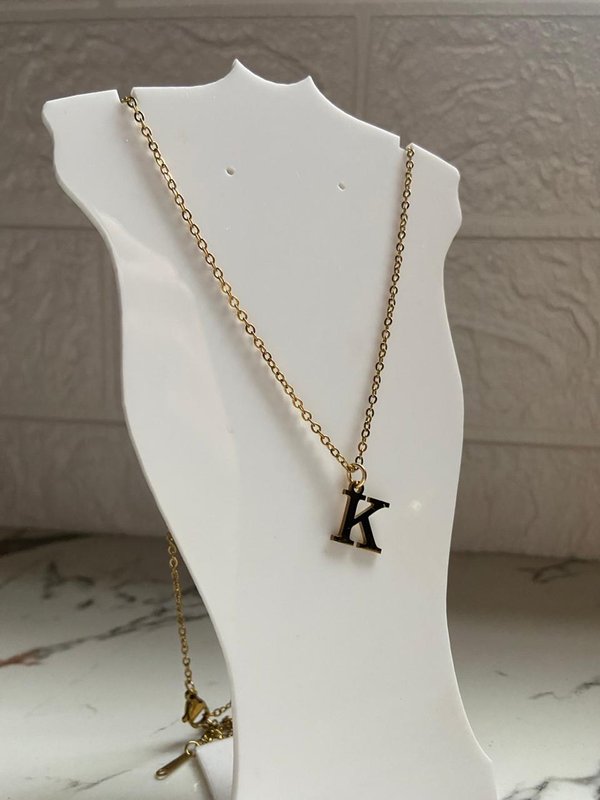 Collares de Iniciales Doradas