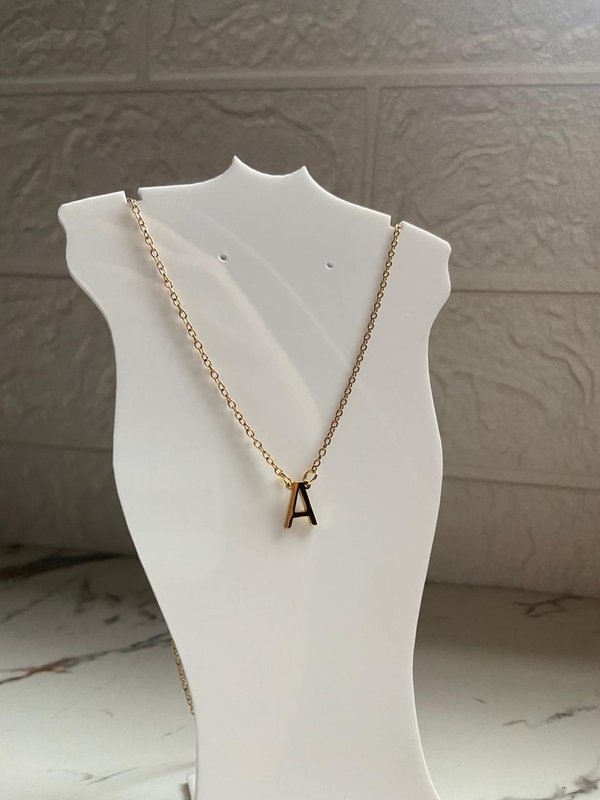 Collares con Iniciales