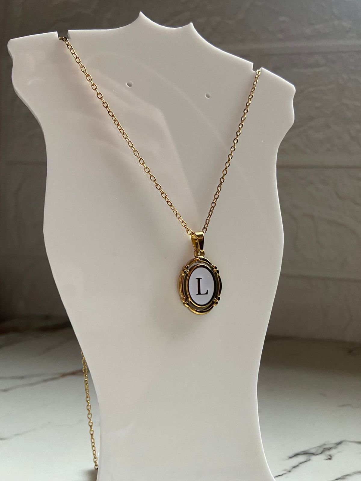 Collares Iniciales Ovaladas - 2