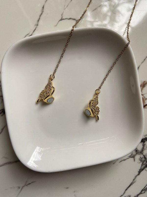 Collar Mariposa Imán