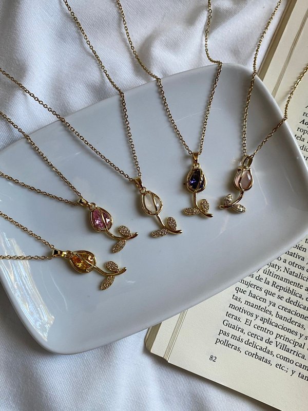 Collar Tulipán Aurora