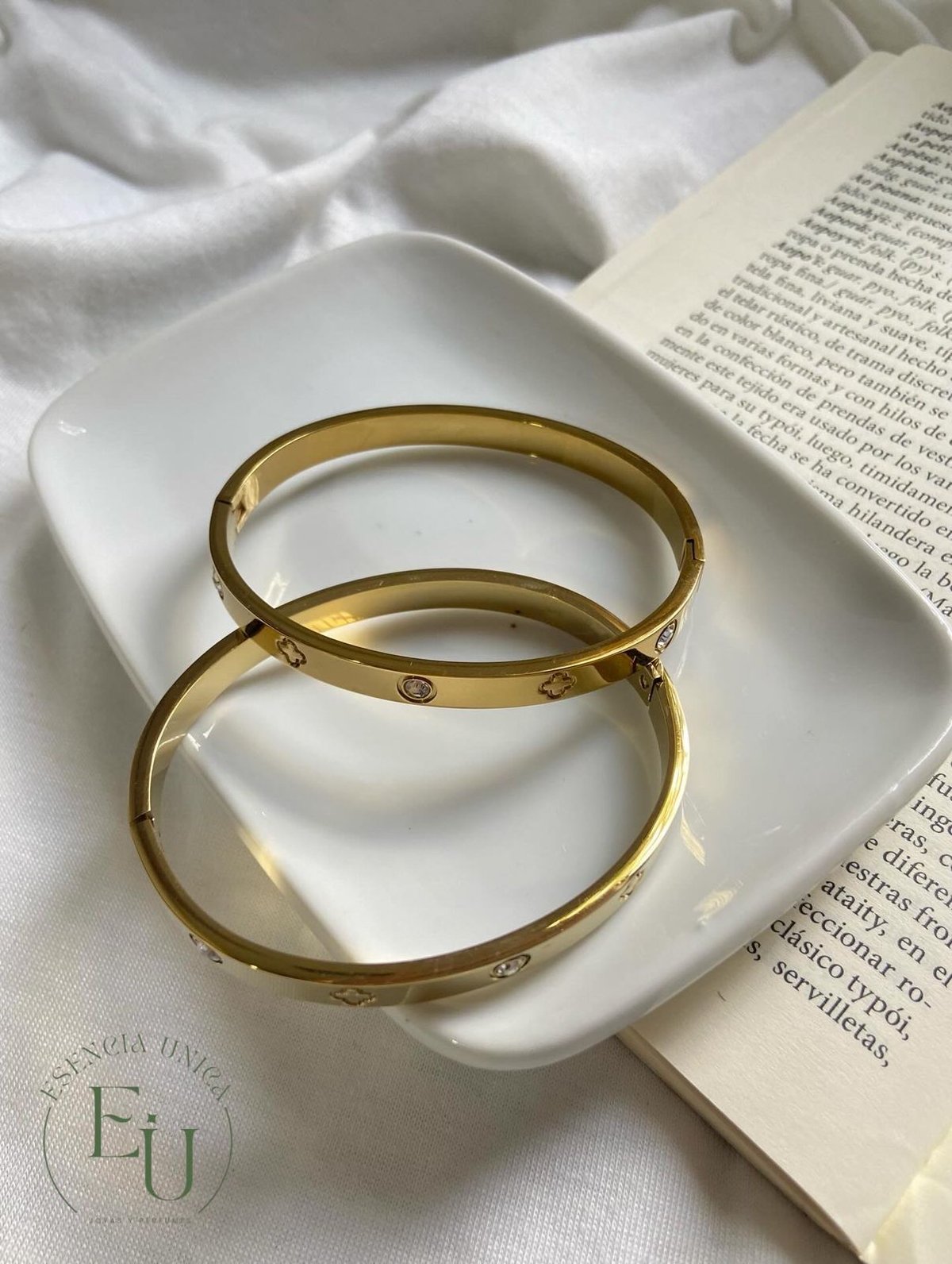 Brazalete Elegancia Clásica - 2