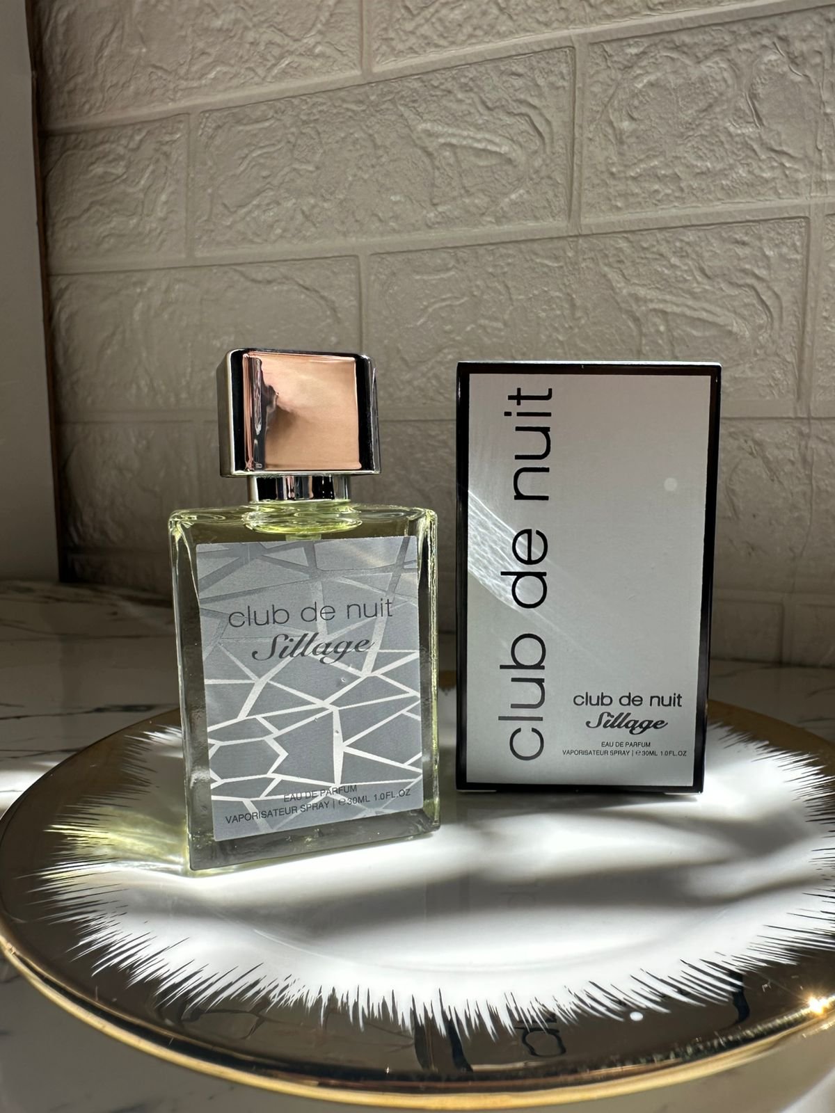 Perfume Árabe Club de Nuit - Sillage
