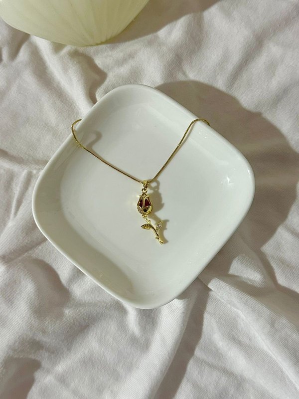 Collar Rose Elegance