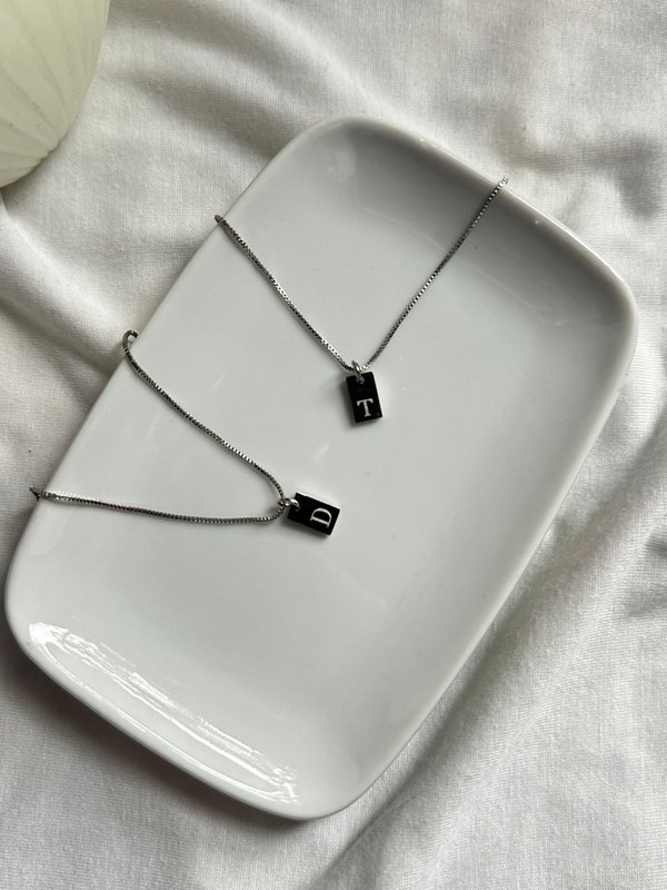 Cadenas con Iniciales 