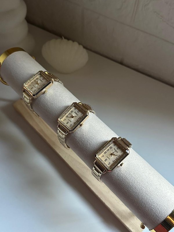 Reloj Elegante Rectangular