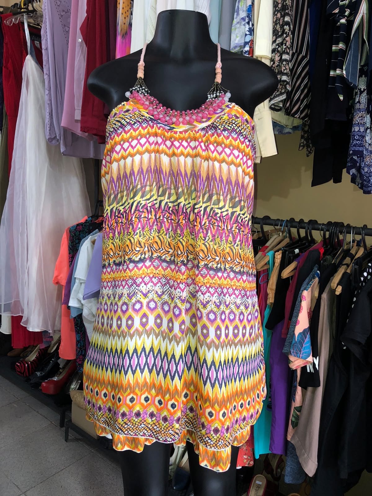 Vestido Halter Corto con Estampado Étnico Multicolor - 3