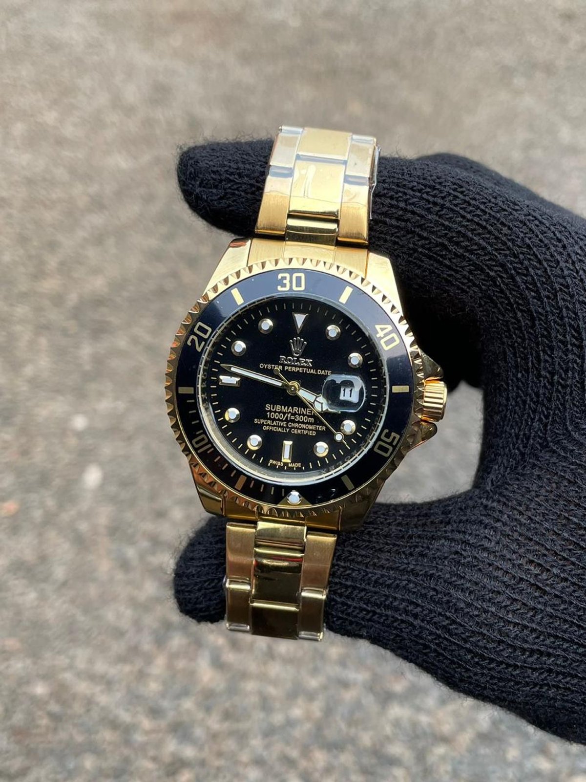 Rolex Submariner Dorado Fondo Negro