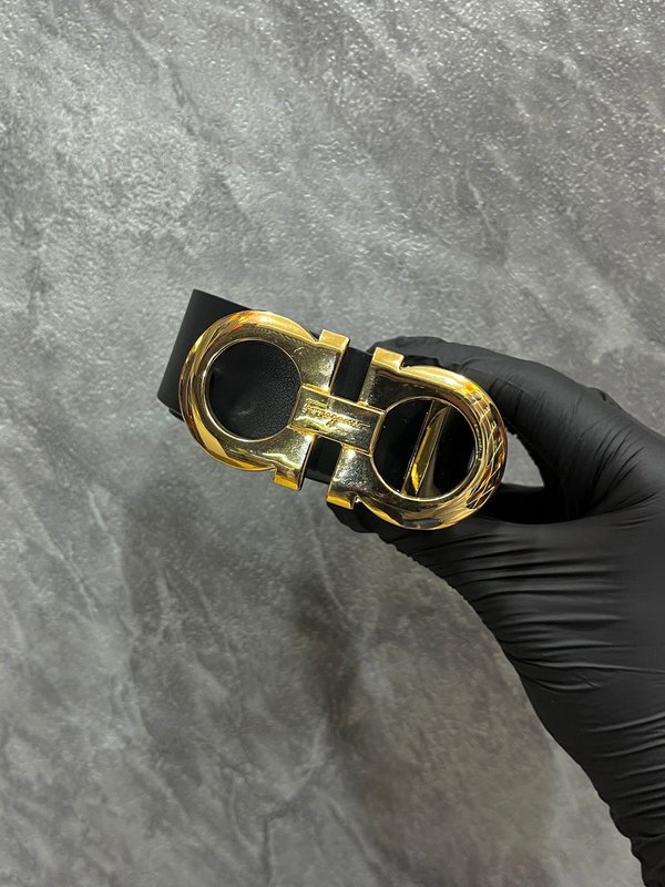 Cinto Ferragamo Dorado