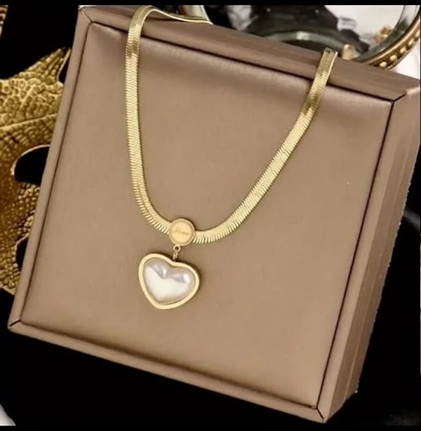Cadena corazón con perlas acero inoxidable chapado en oro 18K