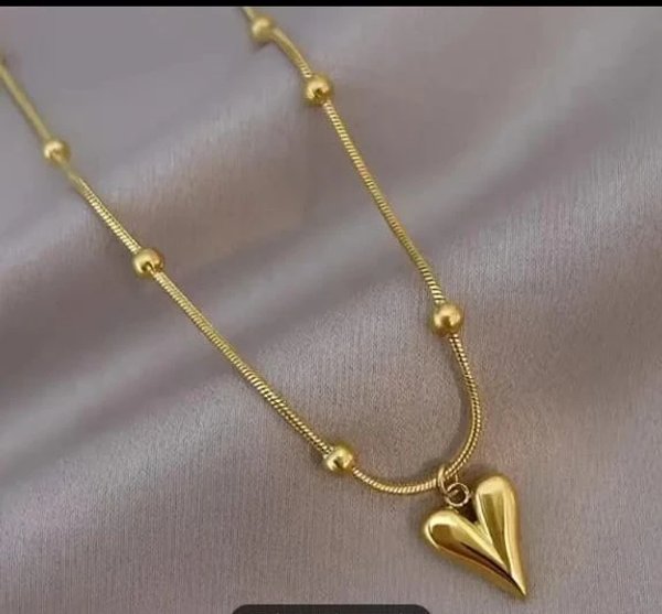 Cadena corazón moderno de acero inoxidable chapado en oro 18K