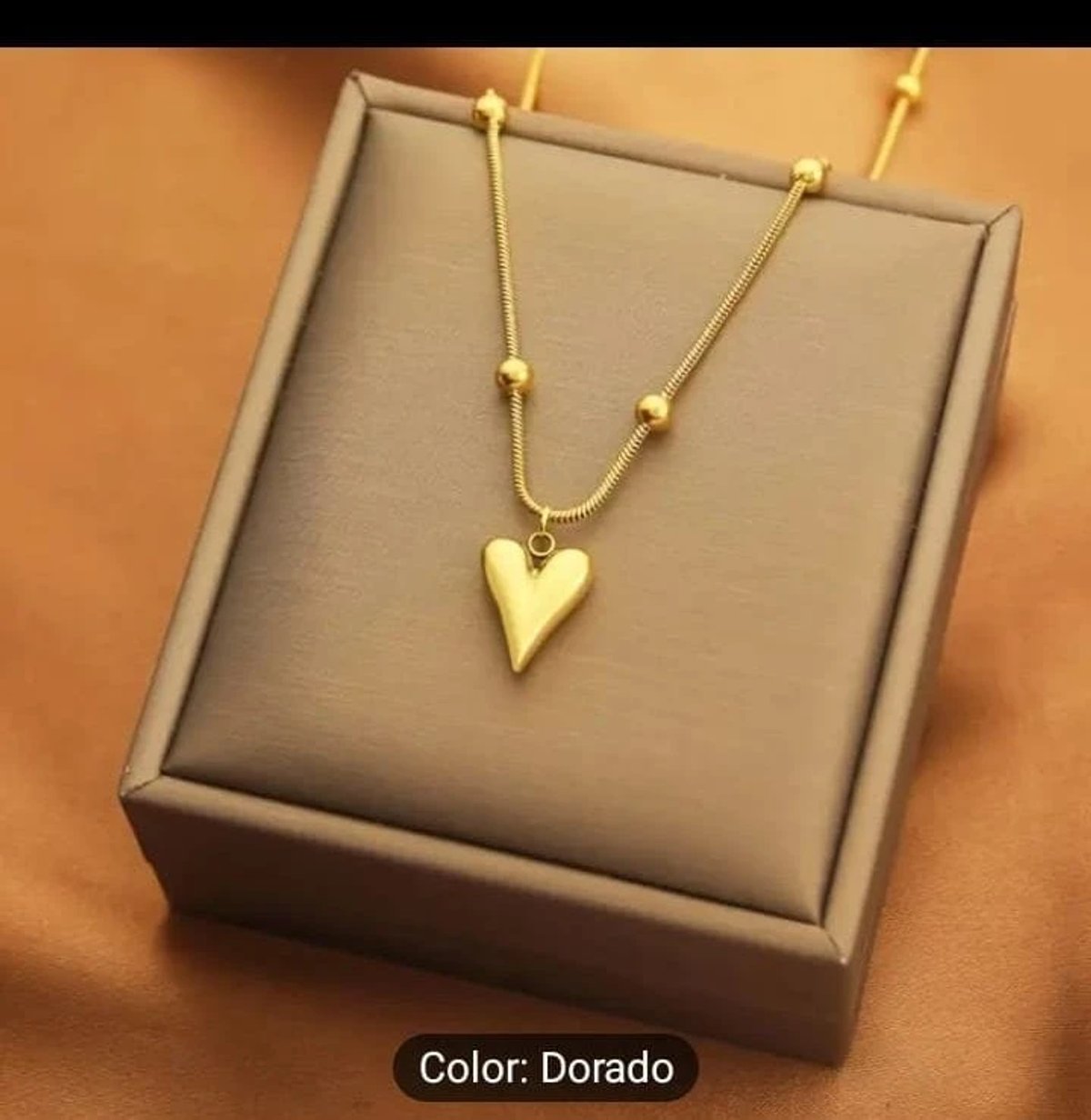 Cadena corazón moderno de acero inoxidable chapado en oro 18K