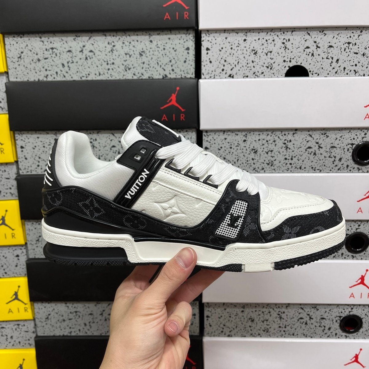 Louis Vuitton Trainer 