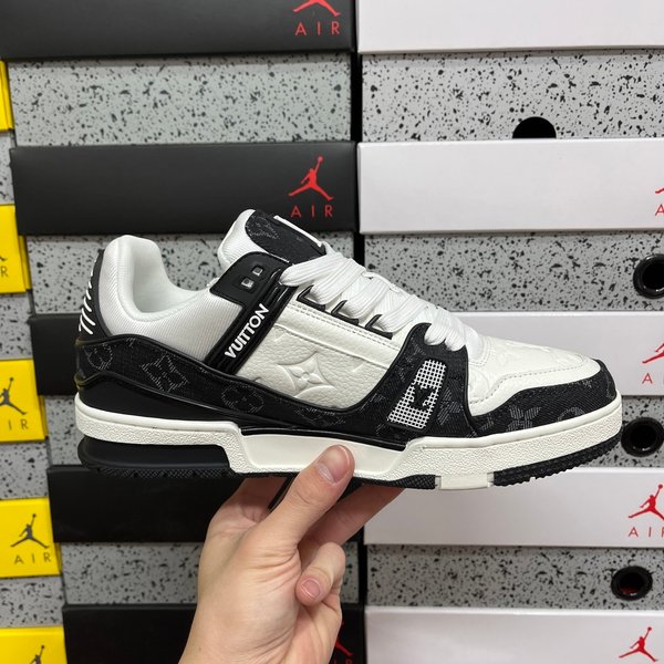 Louis Vuitton Trainer 