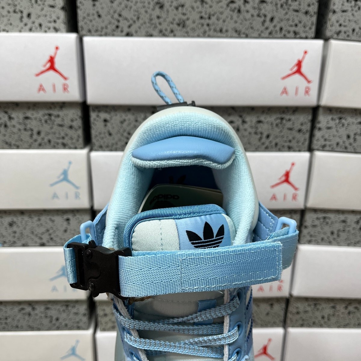 Adidas x Bad Bunny - 3