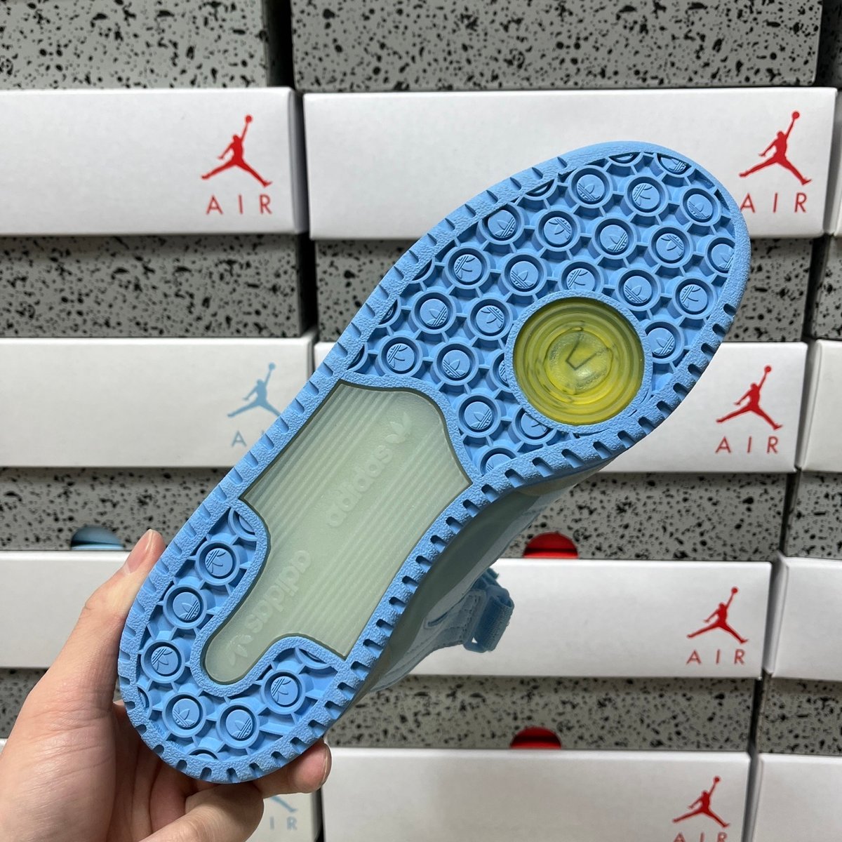 Adidas x Bad Bunny - 6