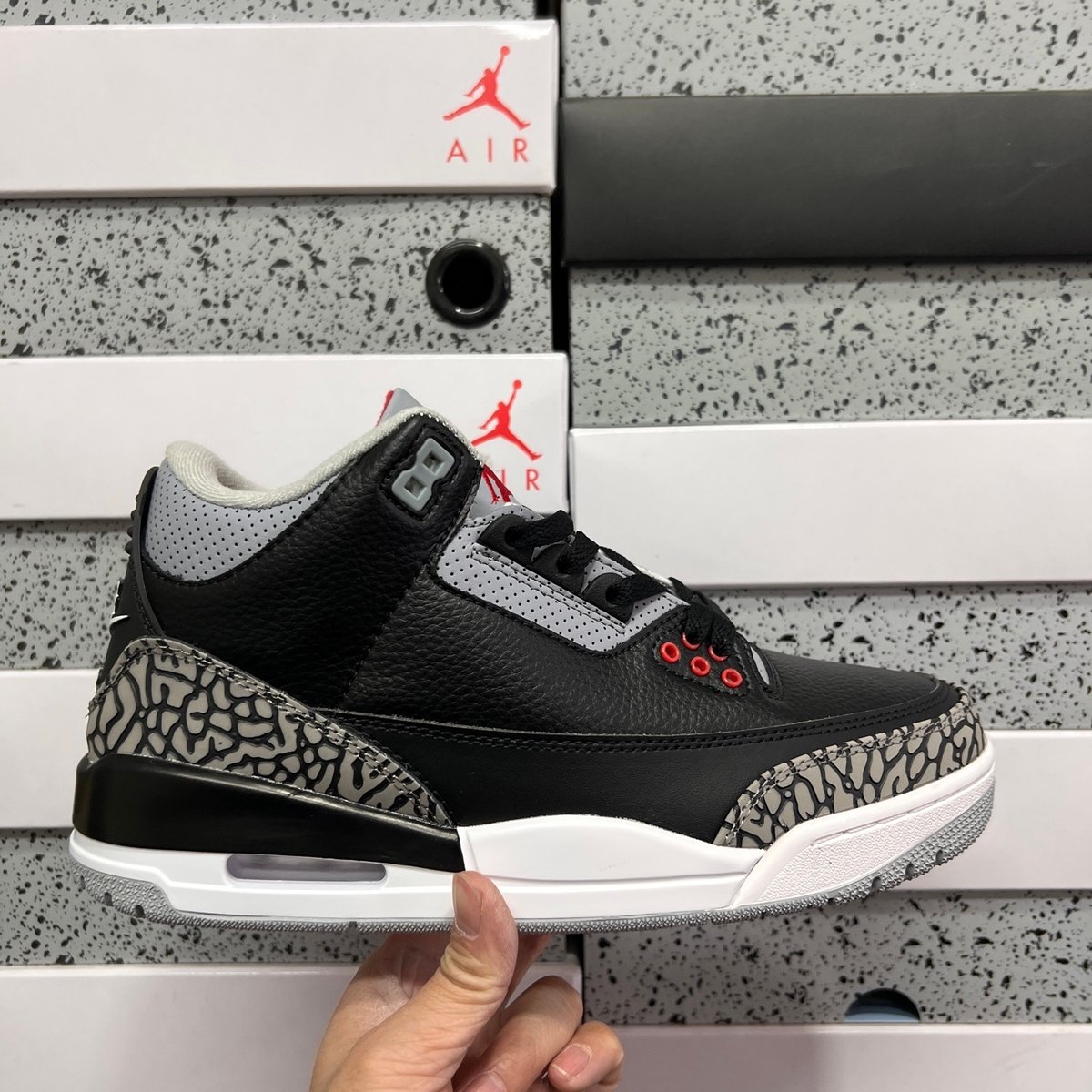 Air Jordan 3 - 2
