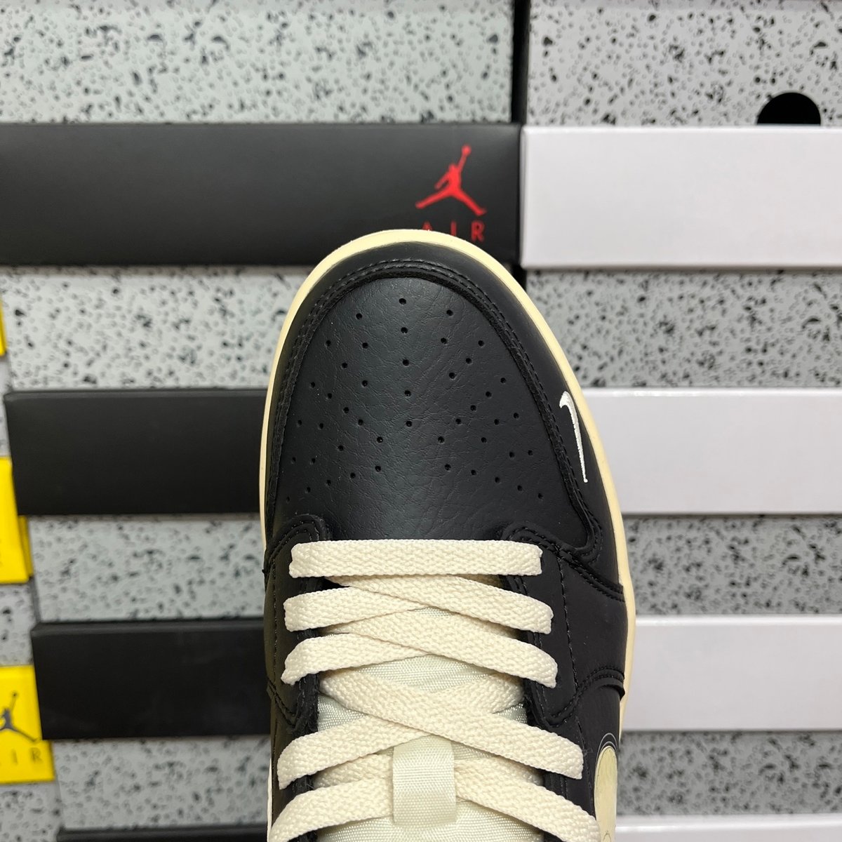 Air Jordan 1 Low - 5