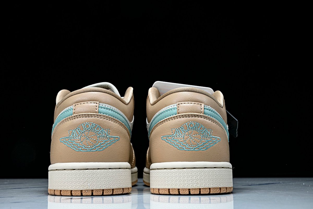 AIR JORDAN 1 LOW - 6