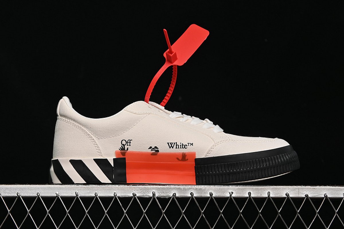 OFF-WHITE - 2
