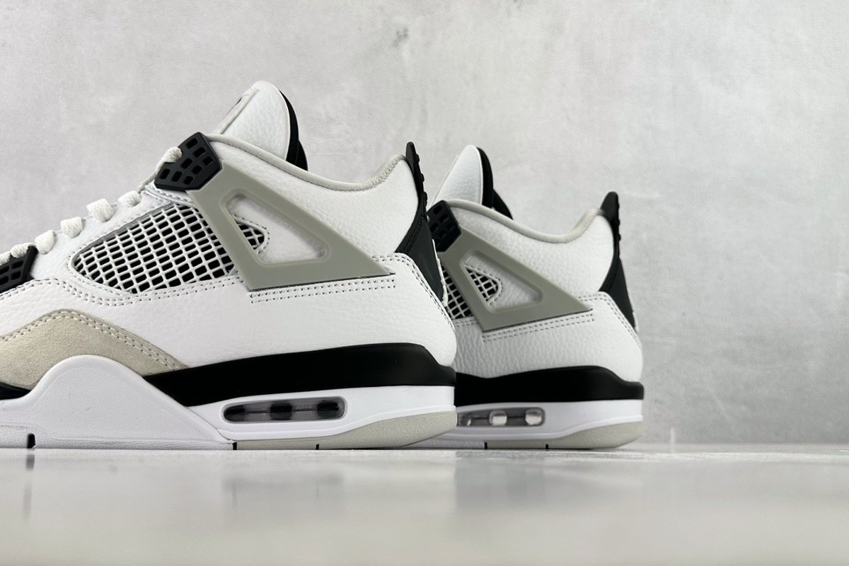 Air JORDAN 4  - 7