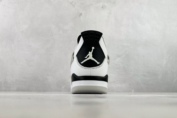 Air JORDAN 4 