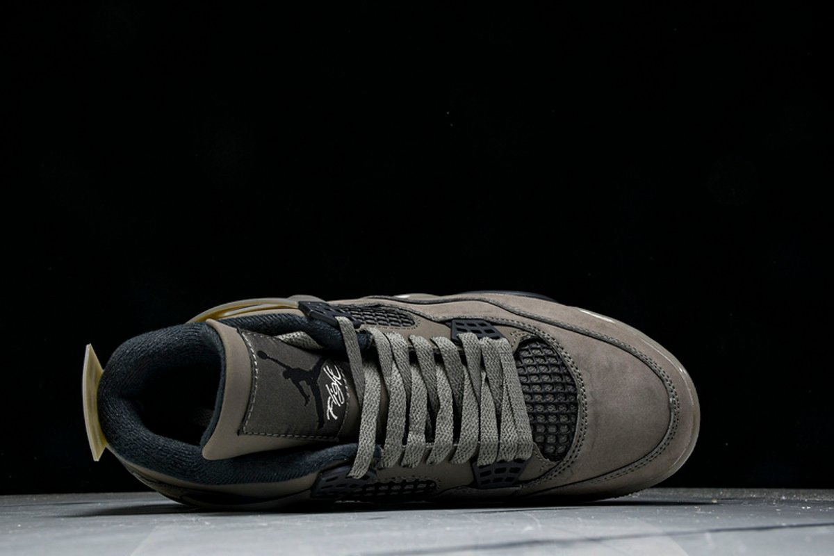 AIR JORDAN 4  - 4
