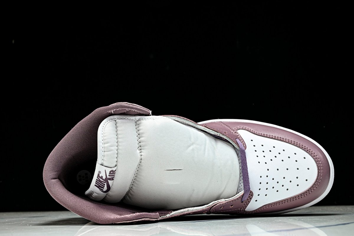 AIR JORDAN 1 HIGH - 4