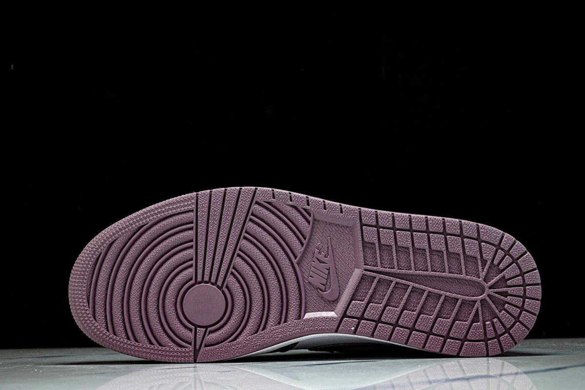 AIR JORDAN 1 HIGH - 5