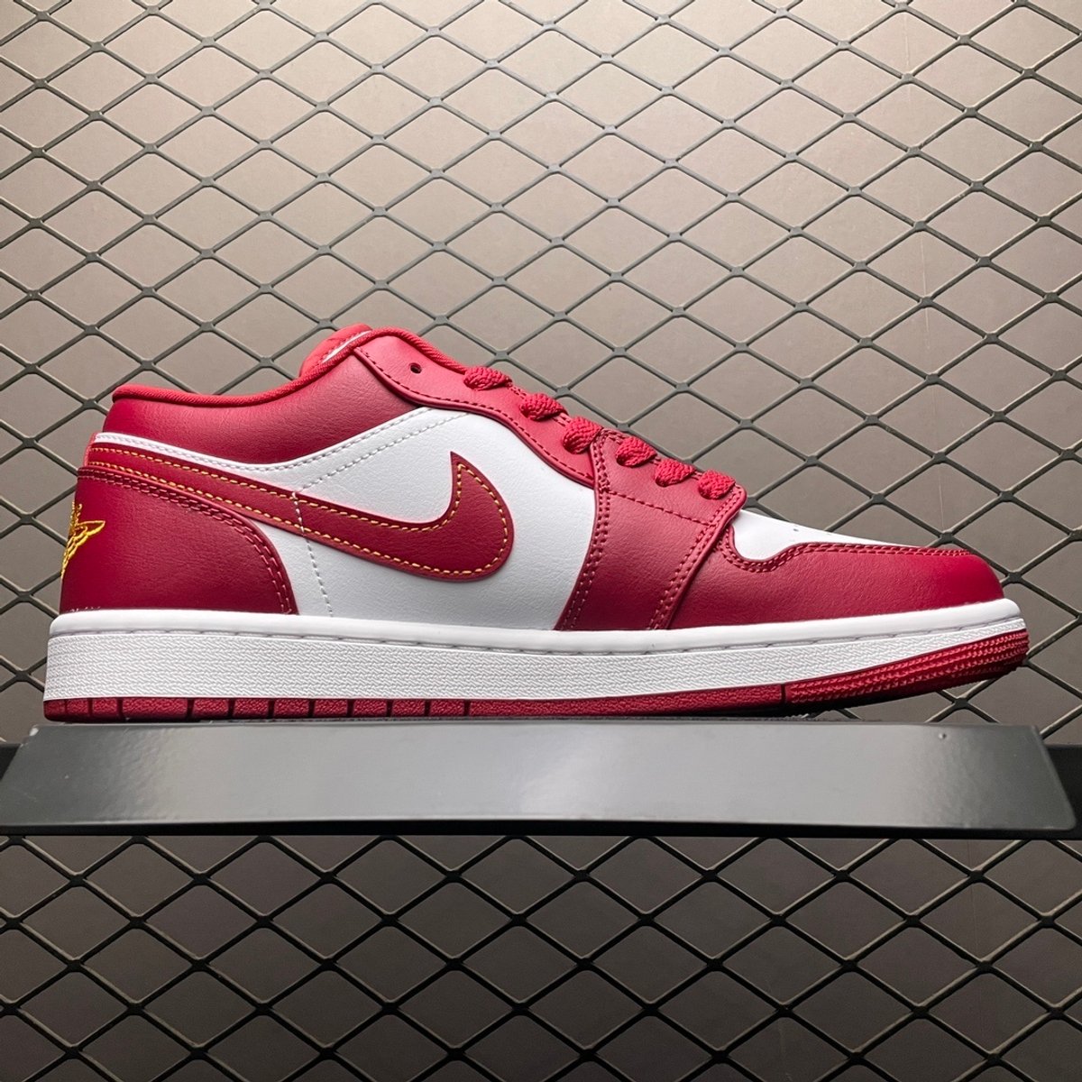 AIR JORDAN 1 LOW - 2