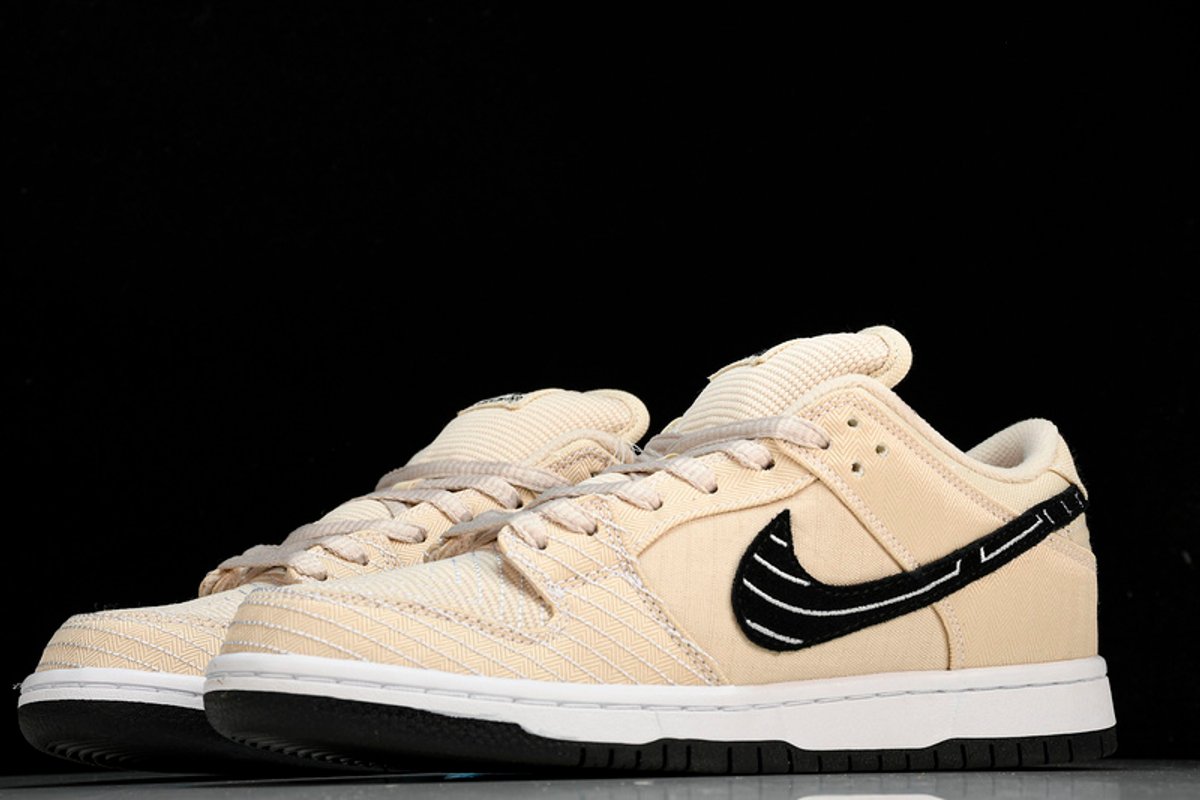 NIKE SB DUNK LOW x ALBINO PRETO  - 3